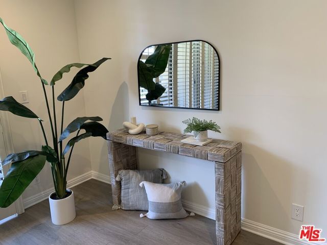 8455 Fountain Avenue 520, West Hollywood, CA 90069