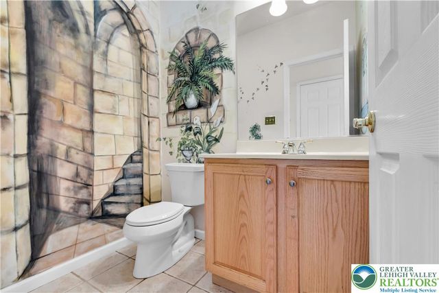 1465 Deer Path Road, Forks Twp, PA 18040