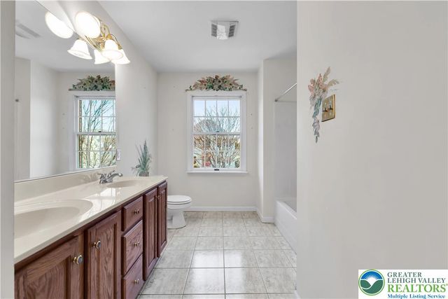 1465 Deer Path Road, Forks Twp, PA 18040