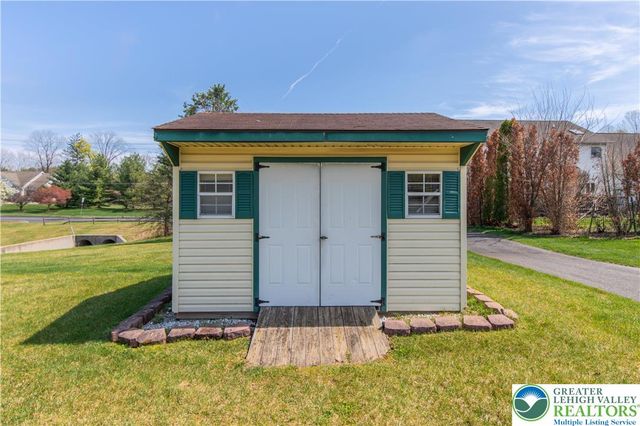 1465 Deer Path Road, Forks Twp, PA 18040