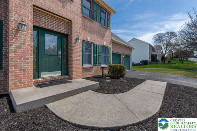 1465 Deer Path Road, Forks Twp, PA 18040
