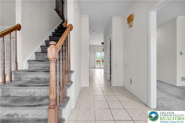 1465 Deer Path Road, Forks Twp, PA 18040