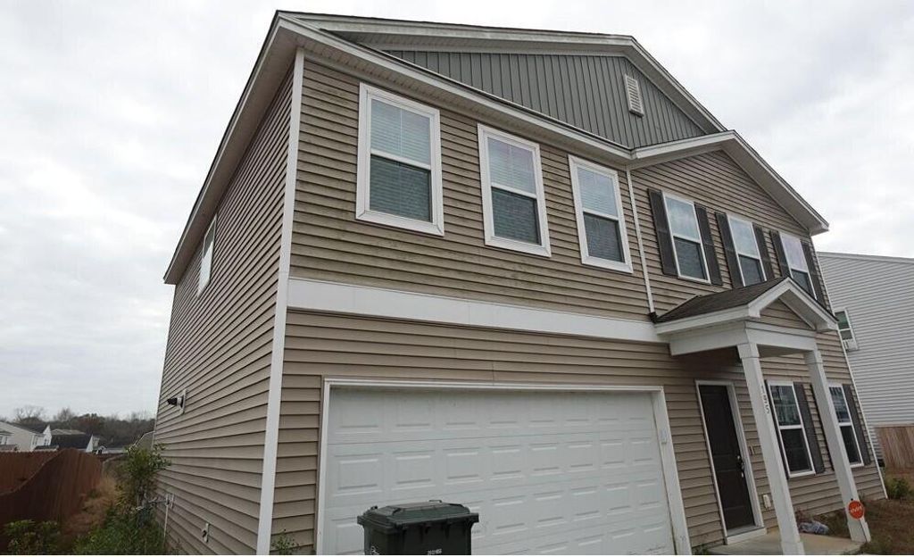 195 Hyrne Drive, Goose Creek, SC 29445