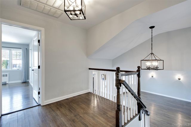 107 Hayes Street, Garden City, NY 11530