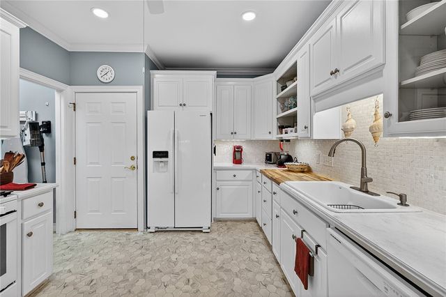 118 Village Creek Way, St Simons Island, GA 31522