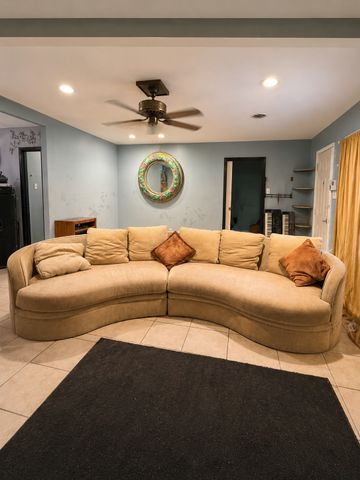 54 NW 29th Street NW, Paris, TX 75460