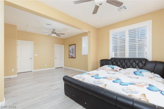 824 Claystone Ridge Avenue, North Las Vegas, NV 89084