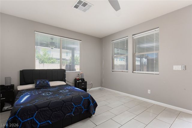 824 Claystone Ridge Avenue, North Las Vegas, NV 89084
