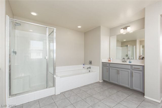 824 Claystone Ridge Avenue, North Las Vegas, NV 89084
