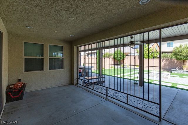 824 Claystone Ridge Avenue, North Las Vegas, NV 89084