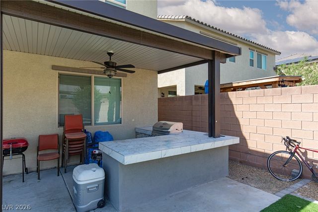 824 Claystone Ridge Avenue, North Las Vegas, NV 89084