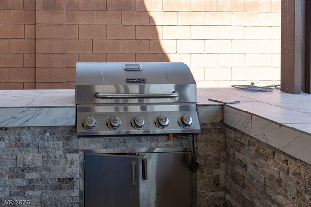 824 Claystone Ridge Avenue, North Las Vegas, NV 89084