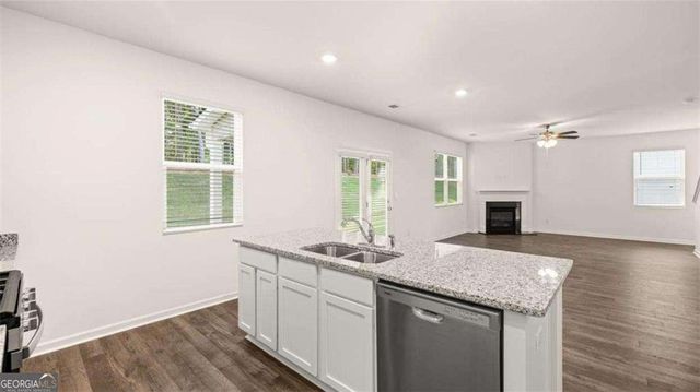 1591 Oakbrook Pond Place, Dacula, GA 30019