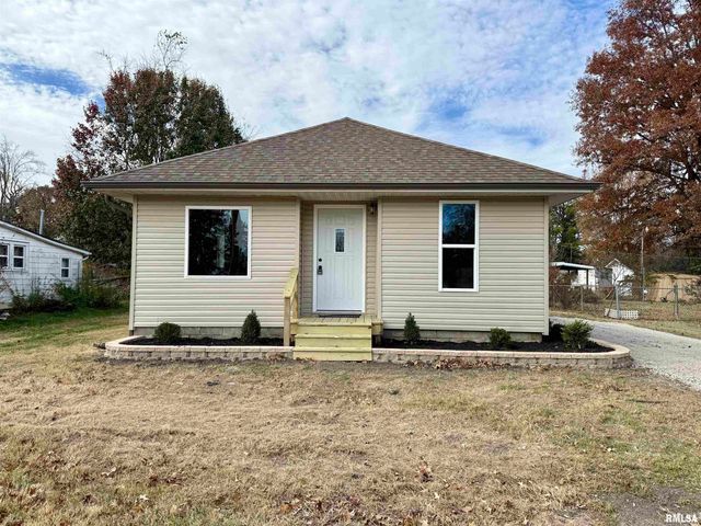 1805 N 13TH Street, Herrin, IL 62948