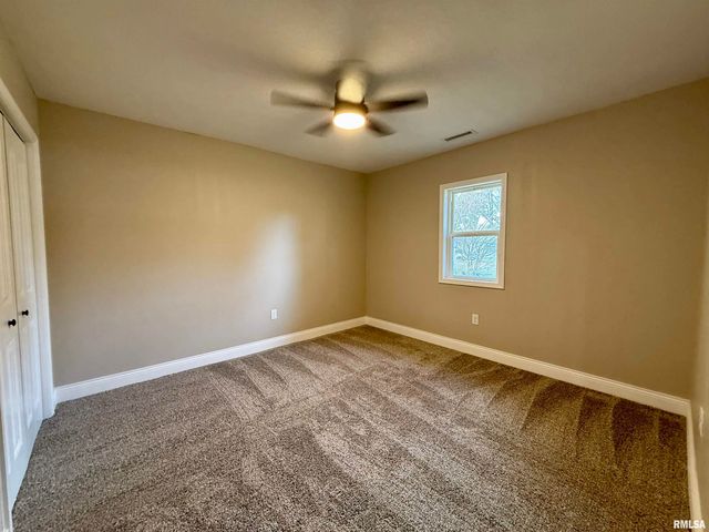 1805 N 13TH Street, Herrin, IL 62948