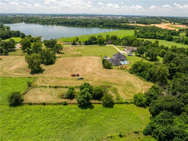 TBD E Lake Road, Elm Springs, AR 72762