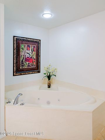 8871 Lake Drive 302, Cape Canaveral, FL 32920