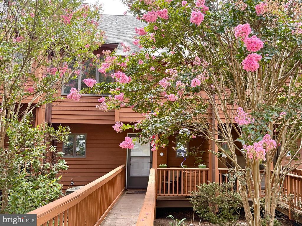 108 TECUMSEH TRL, Hedgesville, WV 25427