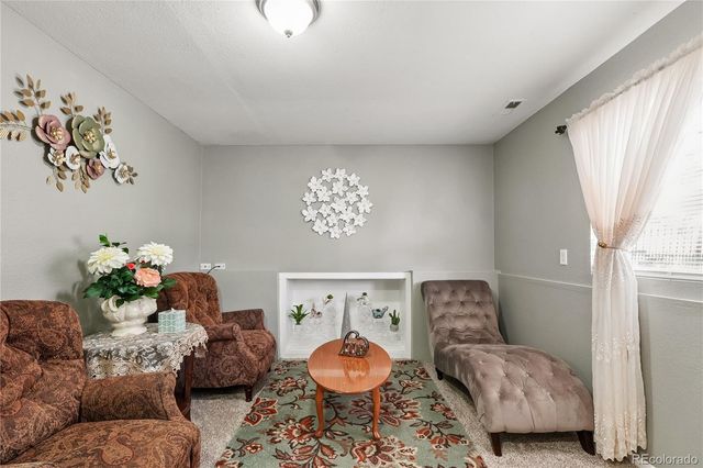 2045 Grosbear Lane, Colorado Springs, CO 80916