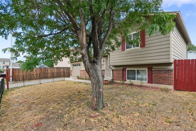 2045 Grosbear Lane, Colorado Springs, CO 80916