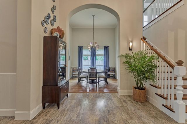 30 W Twin Ponds Court, Tomball, TX 77375