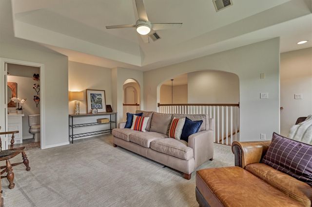 30 W Twin Ponds Court, Tomball, TX 77375