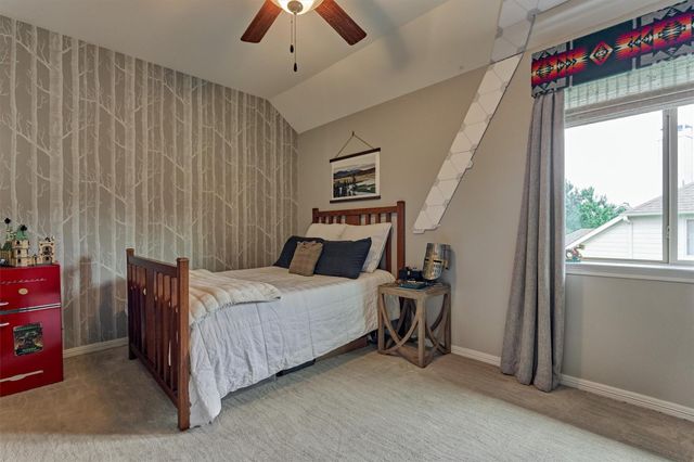 30 W Twin Ponds Court, Tomball, TX 77375