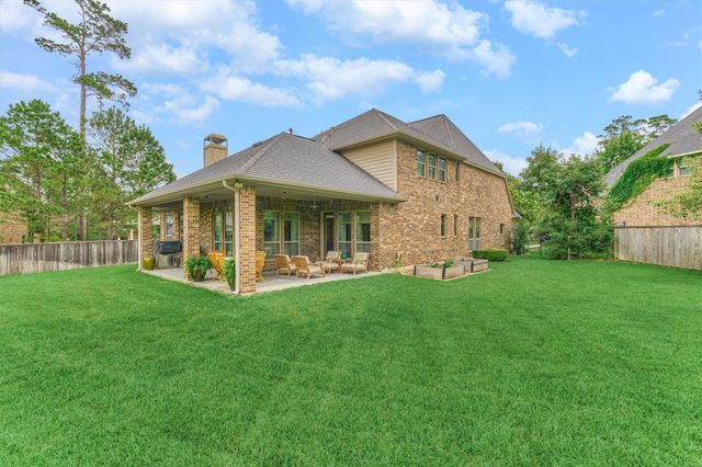 30 W Twin Ponds Court, Tomball, TX 77375