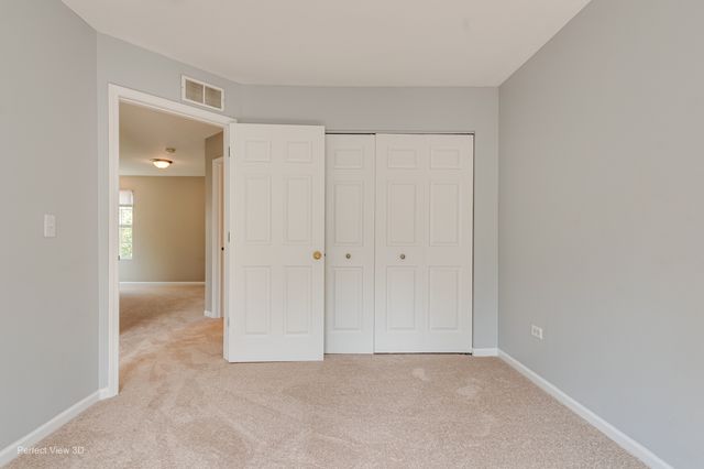 219 S Alder Creek Drive W, Romeoville, IL 60446
