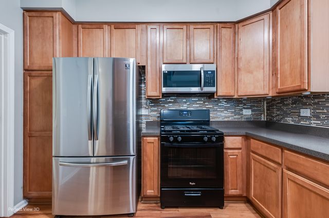 219 S Alder Creek Drive W, Romeoville, IL 60446