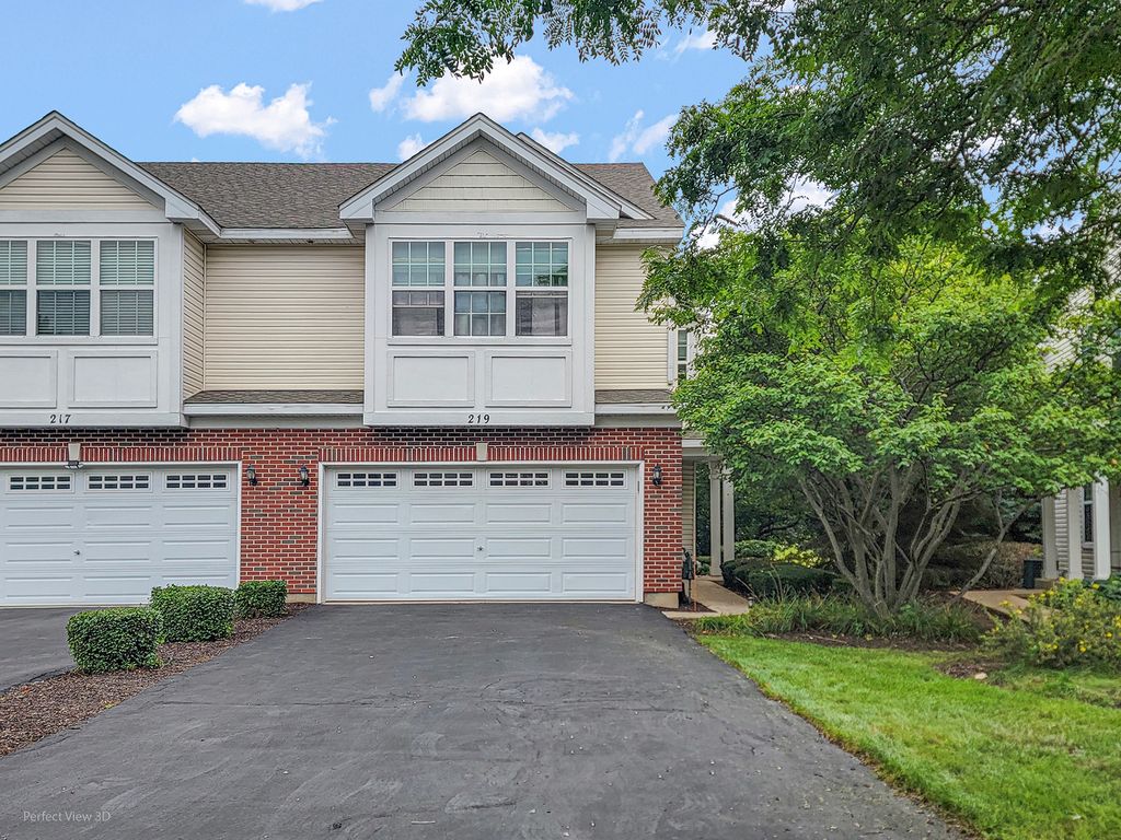 219 S Alder Creek Drive W, Romeoville, IL 60446