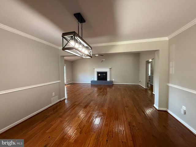7412 AXTON ST, Springfield, VA 22151
