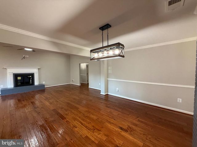 7412 AXTON ST, Springfield, VA 22151