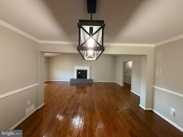 7412 AXTON ST, Springfield, VA 22151