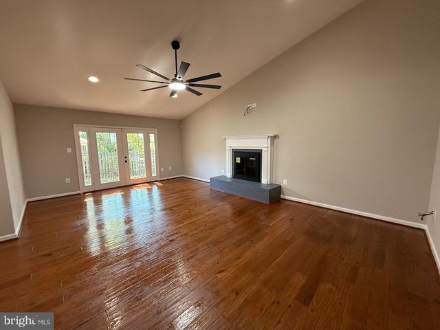 7412 AXTON ST, Springfield, VA 22151