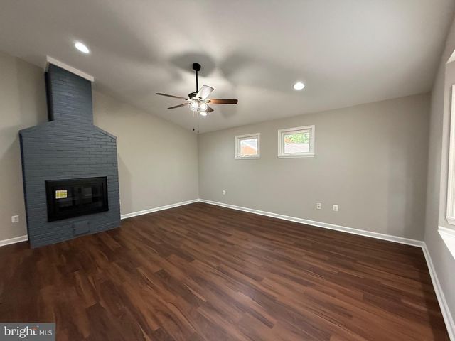 7412 AXTON ST, Springfield, VA 22151