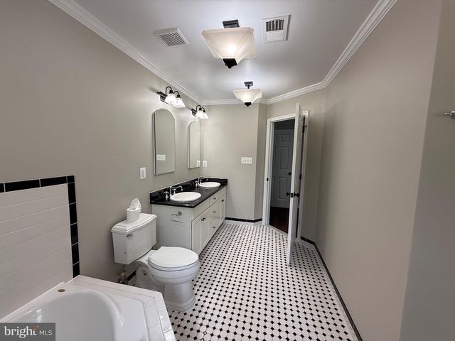 7412 AXTON ST, Springfield, VA 22151