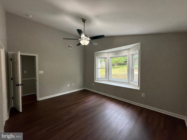 7412 AXTON ST, Springfield, VA 22151