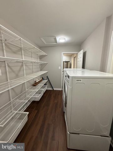 7412 AXTON ST, Springfield, VA 22151