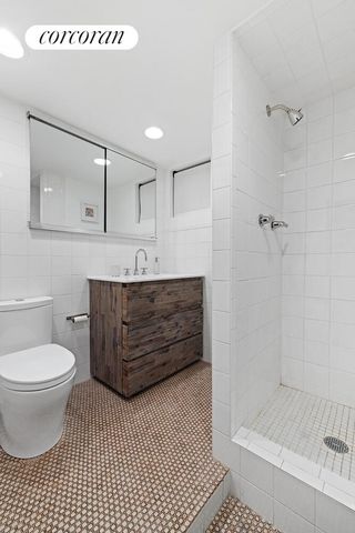 410 E 73rd St Apt 1A, New York City, NY 10021