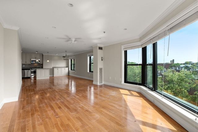 16 Harcourt 5G, Boston, MA 02116