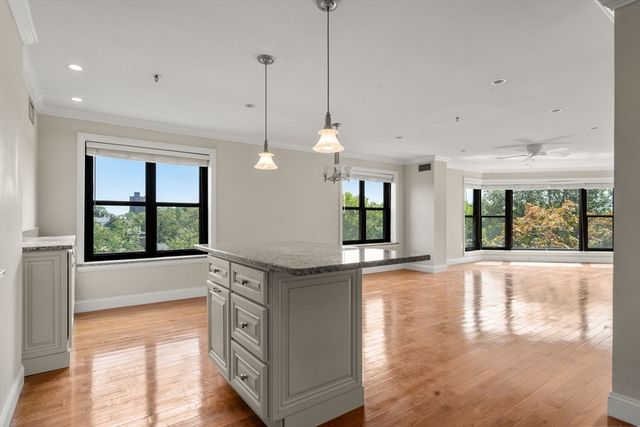 16 Harcourt 5G, Boston, MA 02116