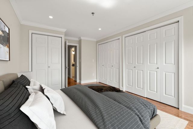 16 Harcourt 5G, Boston, MA 02116