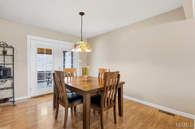 637 N Virginia Avenue, Eureka, MO 63025