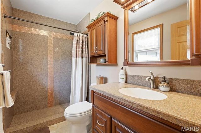 637 N Virginia Avenue, Eureka, MO 63025