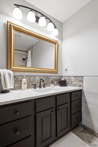 637 N Virginia Avenue, Eureka, MO 63025