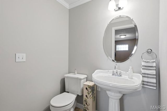 637 N Virginia Avenue, Eureka, MO 63025