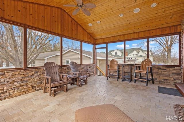 637 N Virginia Avenue, Eureka, MO 63025