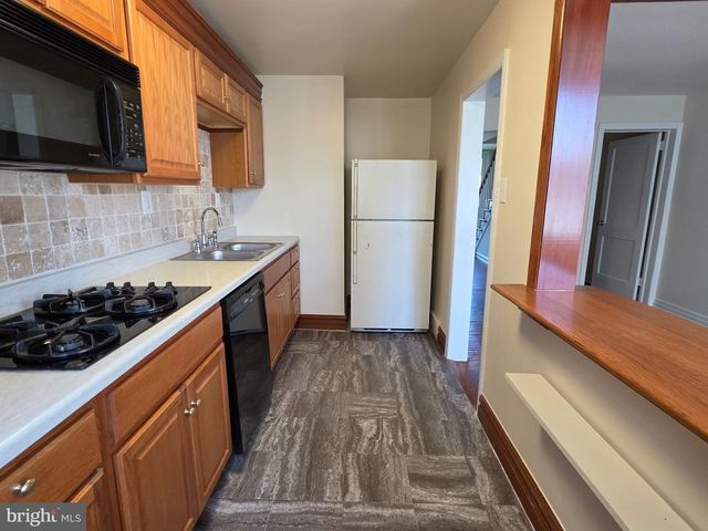 615 W 14TH ST, Chester, PA 19013
