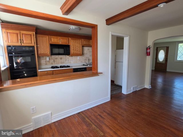 615 W 14TH ST, Chester, PA 19013